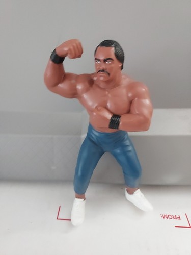 Ron Simmons WCW Galoob Wrestling Action Figure 199...