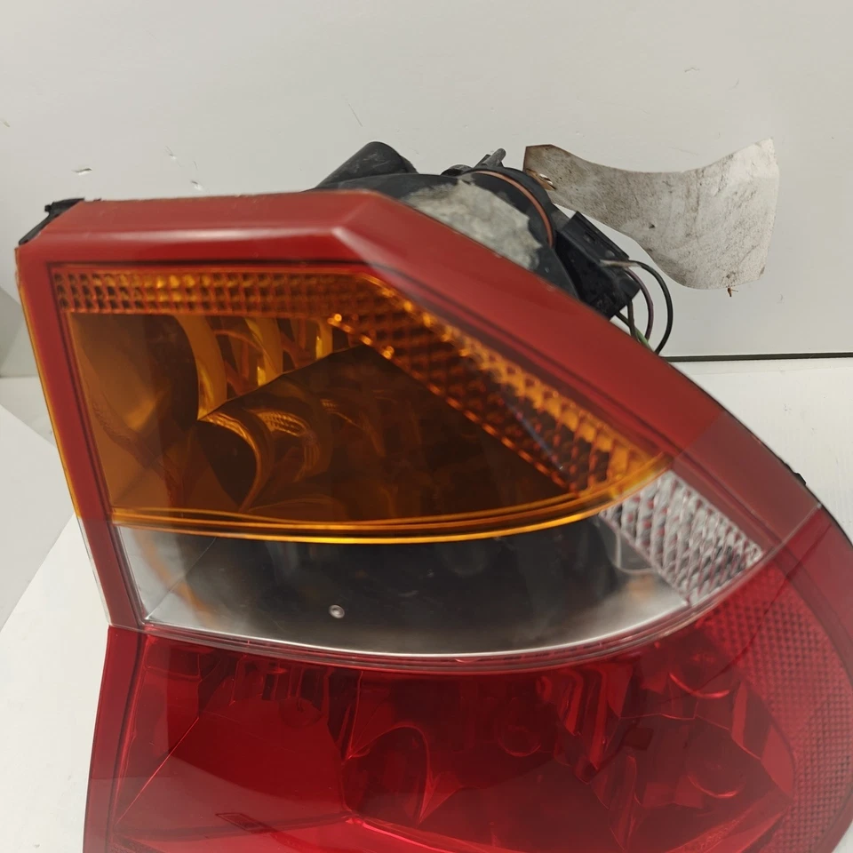 Luz trasera derecha para pasajero Chrysler 300M 2001-2004 fabricante original Foto 3 de 4