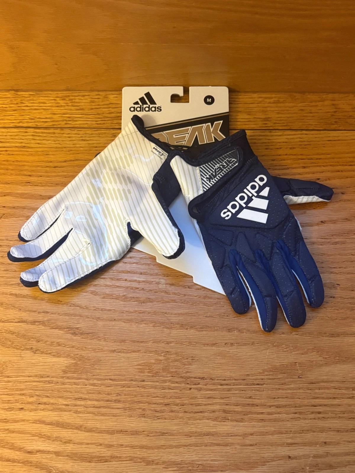 Adidas Grip Trek Football Gloves
Opens in a new window or tab