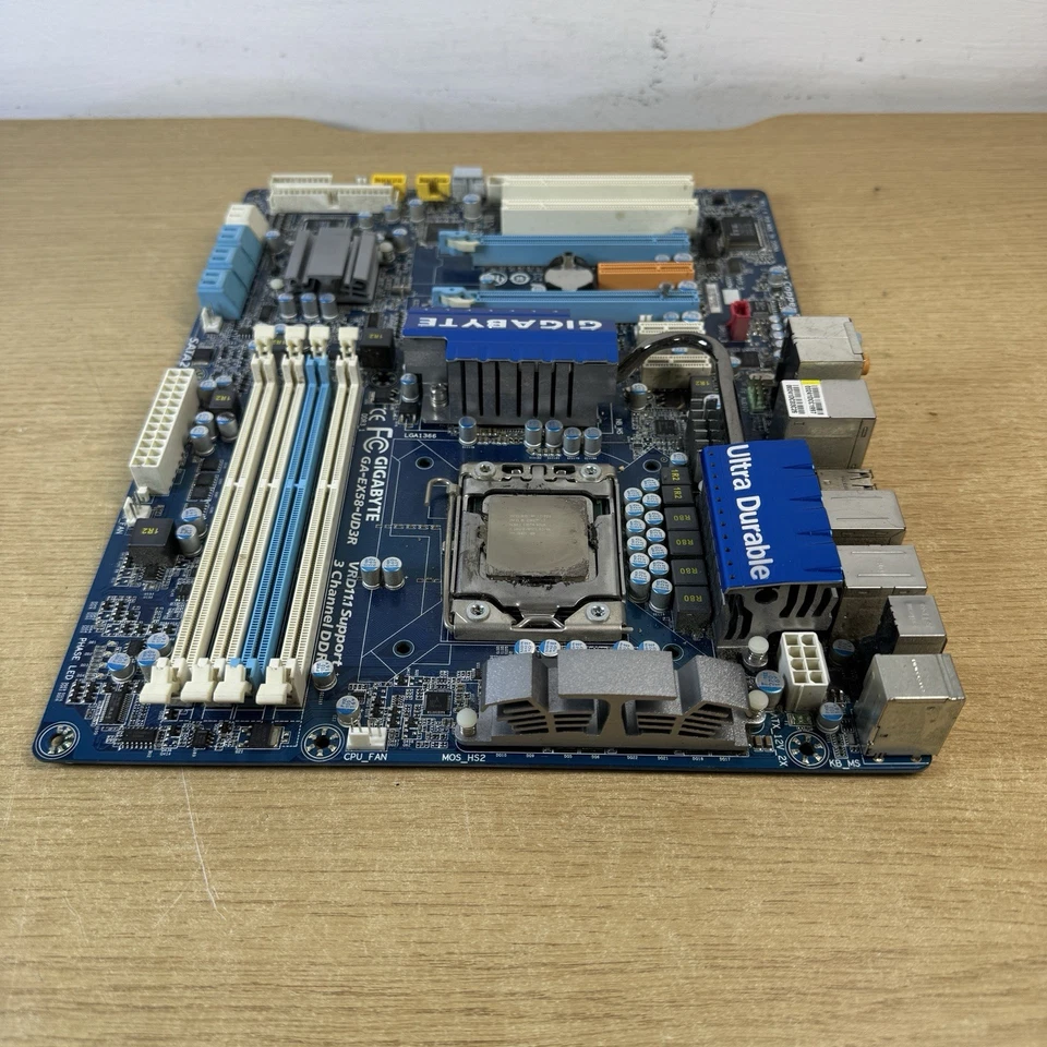 Gigabyte GA-EX58-UD3R Intel Motherboard Intel I7 930 CPU + IO Shield - Image 4 of 4