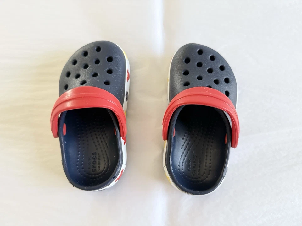 Zuecos Crocs Mickey Mouse Disney con tira trasera Zapatos Bebé Niño Bebé EE. UU. Talla 6 Foto 4 de 4