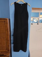 Unbranded Ladies NWOT Size S Black V Neck Sleeveless Sweater Dress