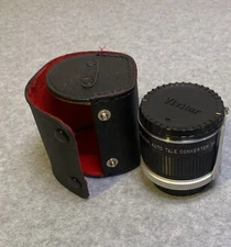 VINTAGE VIVITAR AUTO 3X CUSTOM TELE-CONVERTER CAMERA LENS COVER AND CASE