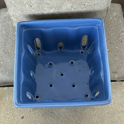 Anthropology Le Biscuit Blue Basket Berry Bowl Square DANNEYSEO