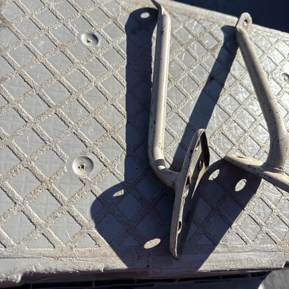 Brazos retrovisores exteriores diestros para camioneta Chevrolet GMC Suburban C10 1960-1966 despegue Foto 4 de 4