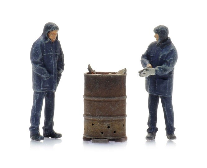 Artitec 5870048 - H0 / 1:87 - Railway Worker with Fire Barrel (2x) - New