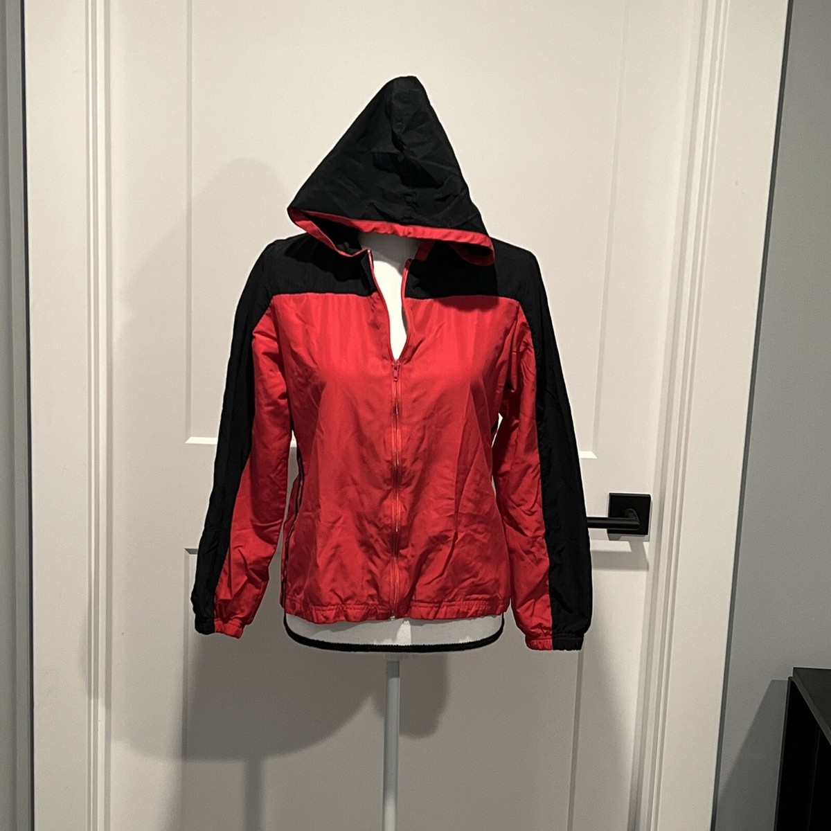 Women's MTA Retro Sport track jacket windbreaker hoodie black