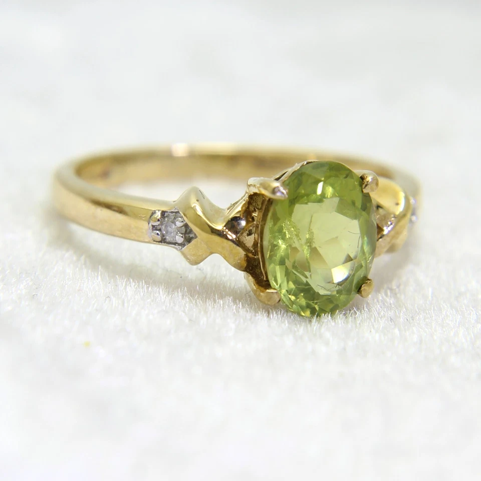 Anillo de oro amarillo de 9 quilates con apatita verde y diamantes K 1/2 ~ 5 1/2 Foto 2 de 4