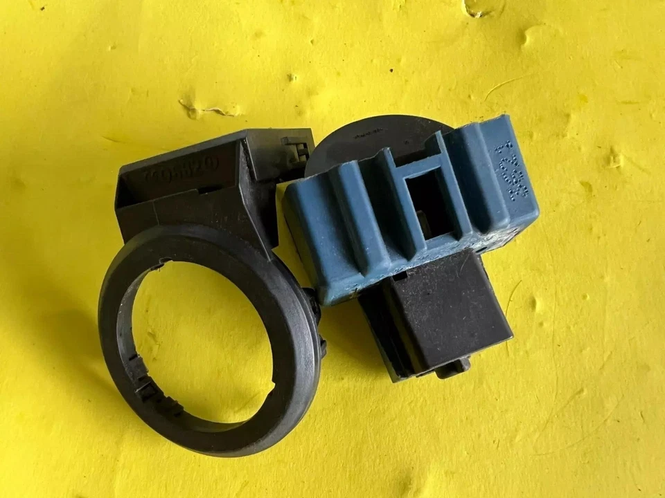 11-19 FORD FIESTA ENCENDIDO BARRIL LECTOR DE LLAVES INMOVILIZADOR OEM 8A6T-15607-AB Foto 2 de 4