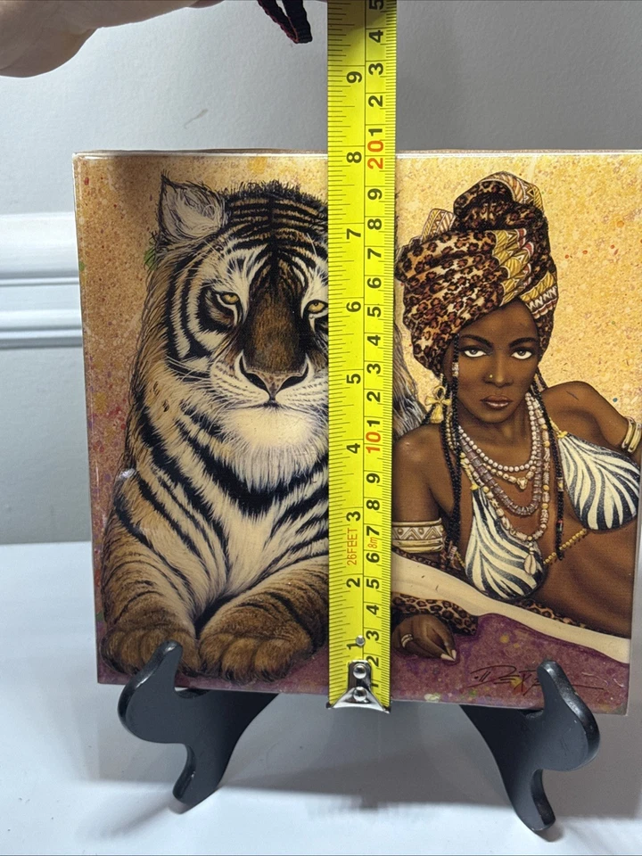 "Azulejo de cerámica Griffin Dexter mujer africana y tigre firmado cuadrado de 8""" Foto 4 de 4