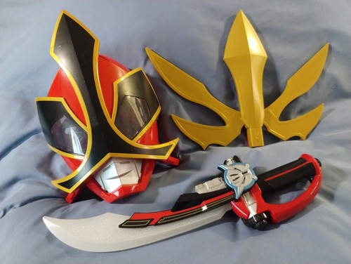 Power Rangers Red Deluxe Super Samurai Megaforce Talking Mask Helmet Sabre Sword