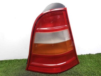 RÜCKLEUCHTE AUßEN LINKS / UN POCO CASCADO / 97-01 - ROJO/AMBAR / 345705 FÜR MERC