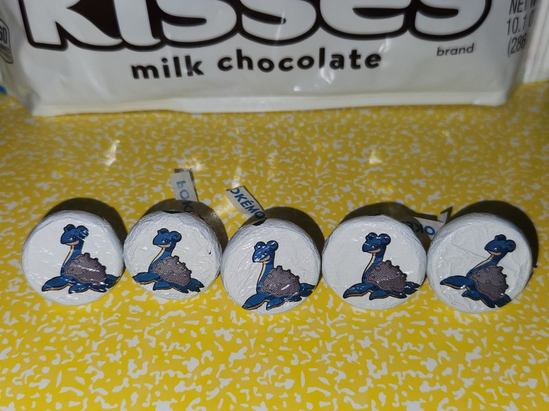 Hersheys Kisses Special Edition - POKEMON - lapras (5 Pieces) (8)