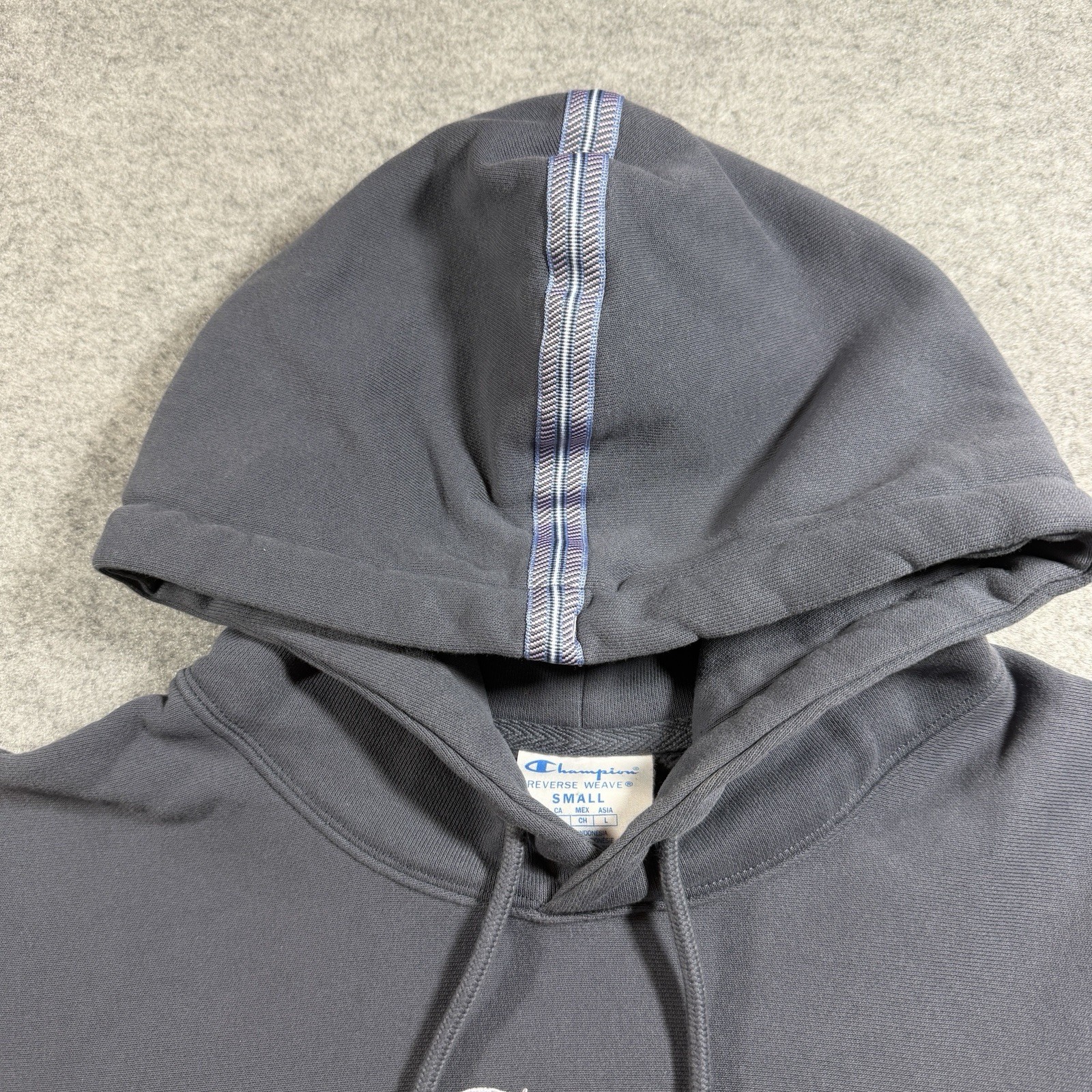Champion Reverse Weave Hoodie Mens Small Blue Heavyweight Cotton Pullover Sweat thumbnail 4