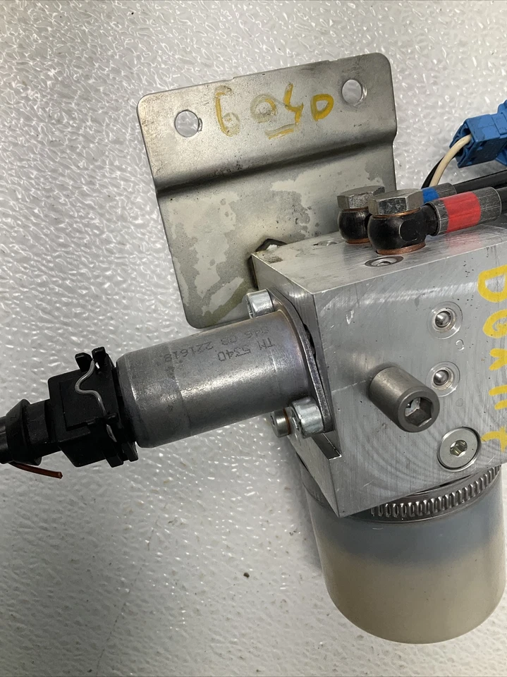 BMW 745i 750i 760i E65 E66 2002-2008 bomba hidráulica abridor de maletero OEM 745i 750i 760i E65 E66 OEM 7202865 Foto 4 de 4