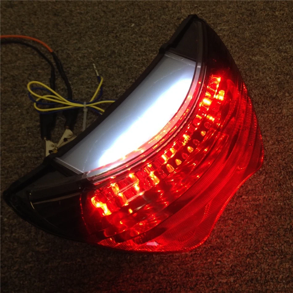 Luz trasera LED intermitente para Honda 99-00 CBR 600 F4/04-06 Honda CBR600 F4I humo Foto 2 de 4