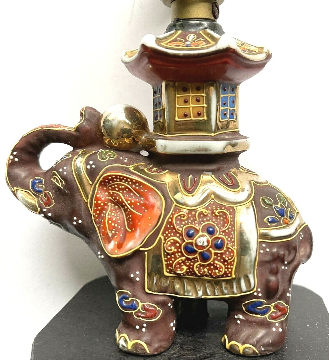 ANTIQUE ASIAN MORIAGE ELEPHANT WITH BALL PAGODA 8