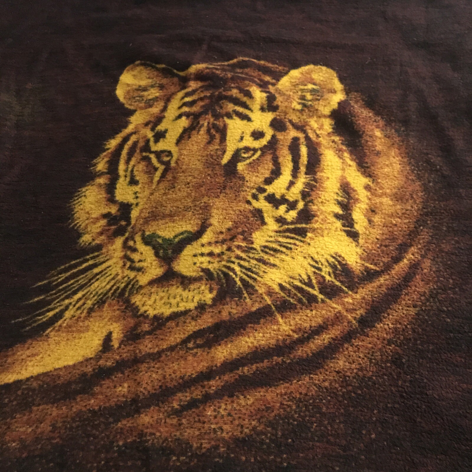 VTG BIEDERLACK BLANKET Tiger Blanket Throw Reversible Burgundy Orange