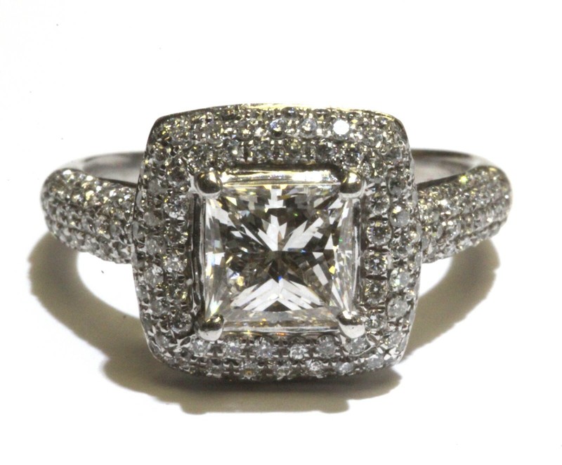 14k white gold 2.10ct princess diamond Halo engagement ring 3.7g ladies 5.75
