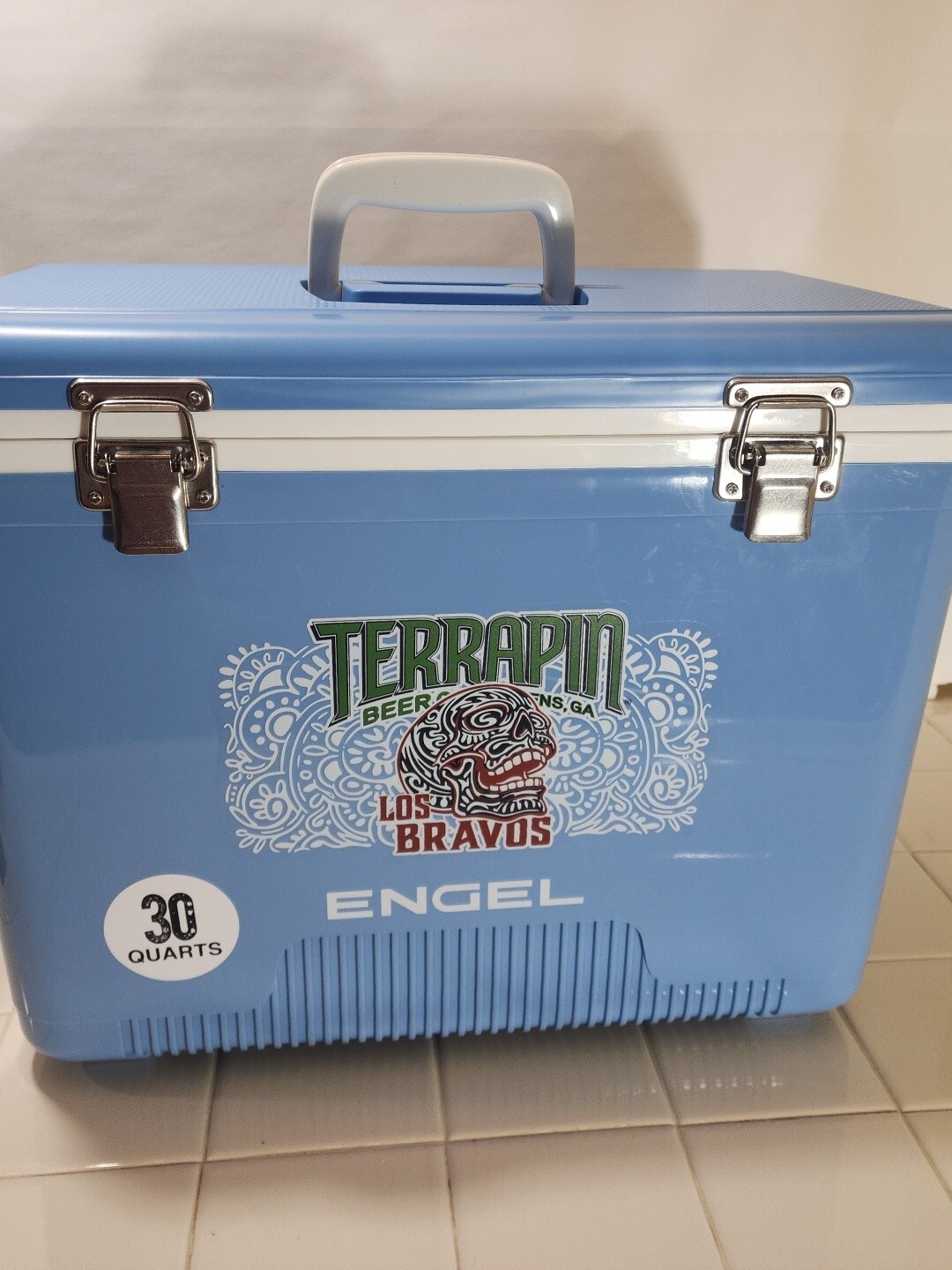 S 30 Quart 48 Can Insulated Cooler Drybox, Arctic Blue Terrapin