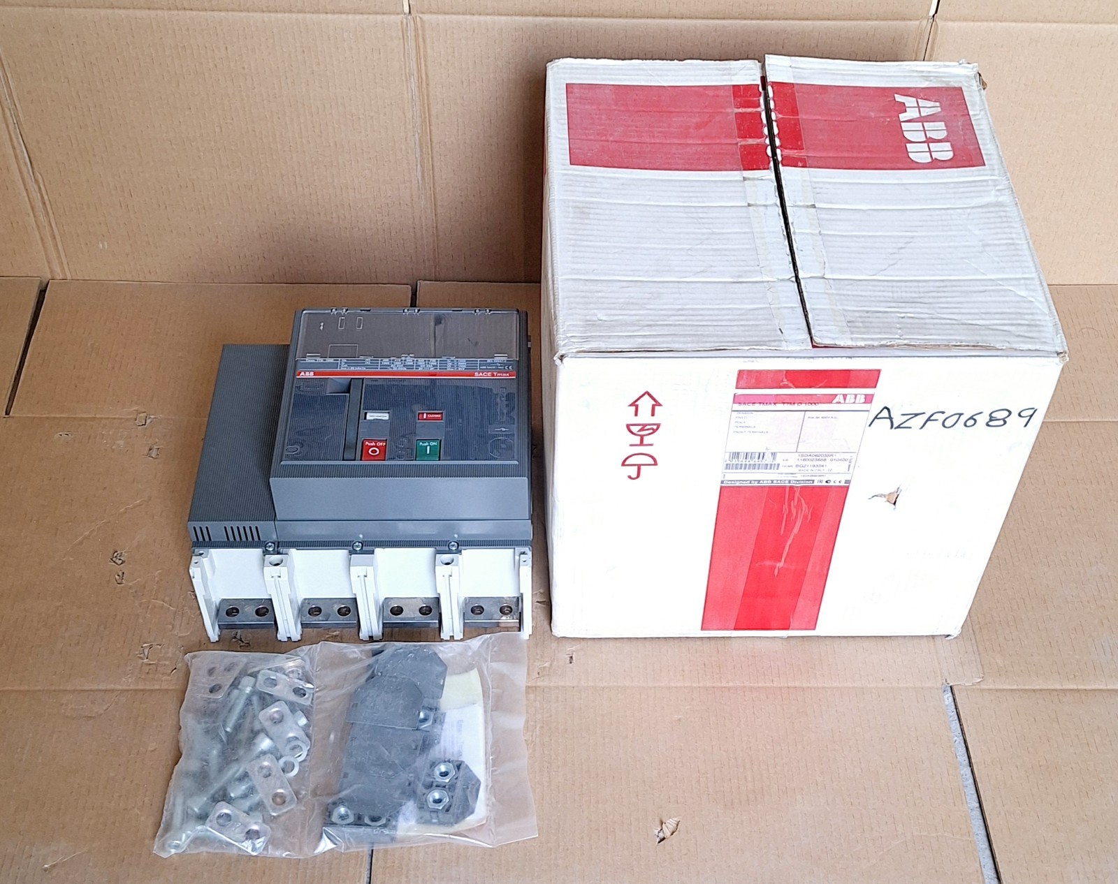 ABB SACE TMAX T7M D 1000 / 1SDA062035R1 Circuit Breaker 1000A 4P