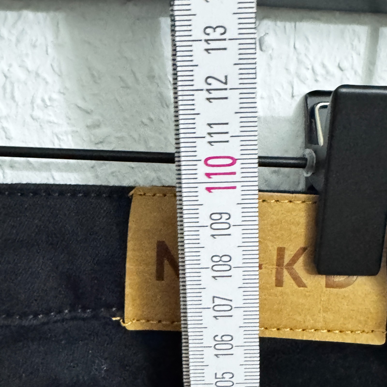 NA-KD High Waisted Straight Leg Jeans in Black - Size 40 image 9