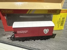 Hornby Railroad R6474 LWB Box Van 25624 in Sheaf Materials Handling Ltd Livery