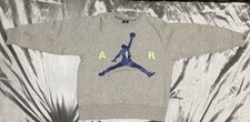 Air Jordan Crewneck Pullover Sweatshirt Youth Medium Gray
