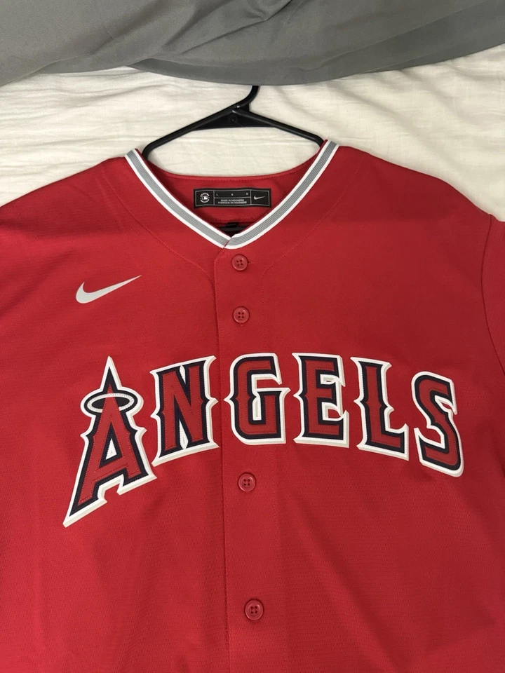 NWT Nike Men's Los Angeles Angels Mike Trout #27 Red Size Large - Image 2 of 4