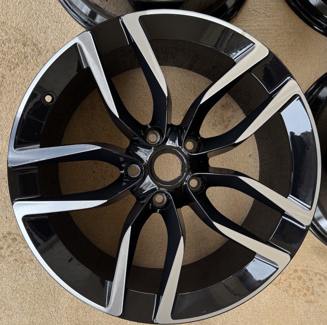 (4) 20” GENUINE ASTON MARTIN VANQUISH VOLANTE  OEM 2ND GEN 2013-2018 WHEELS SET!