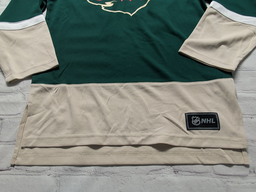 Mens XL NHL Apparel Minnesota Wild Kirill Kaprizov #97 Jersey Style Pullover NEW - Picture 4 of 18