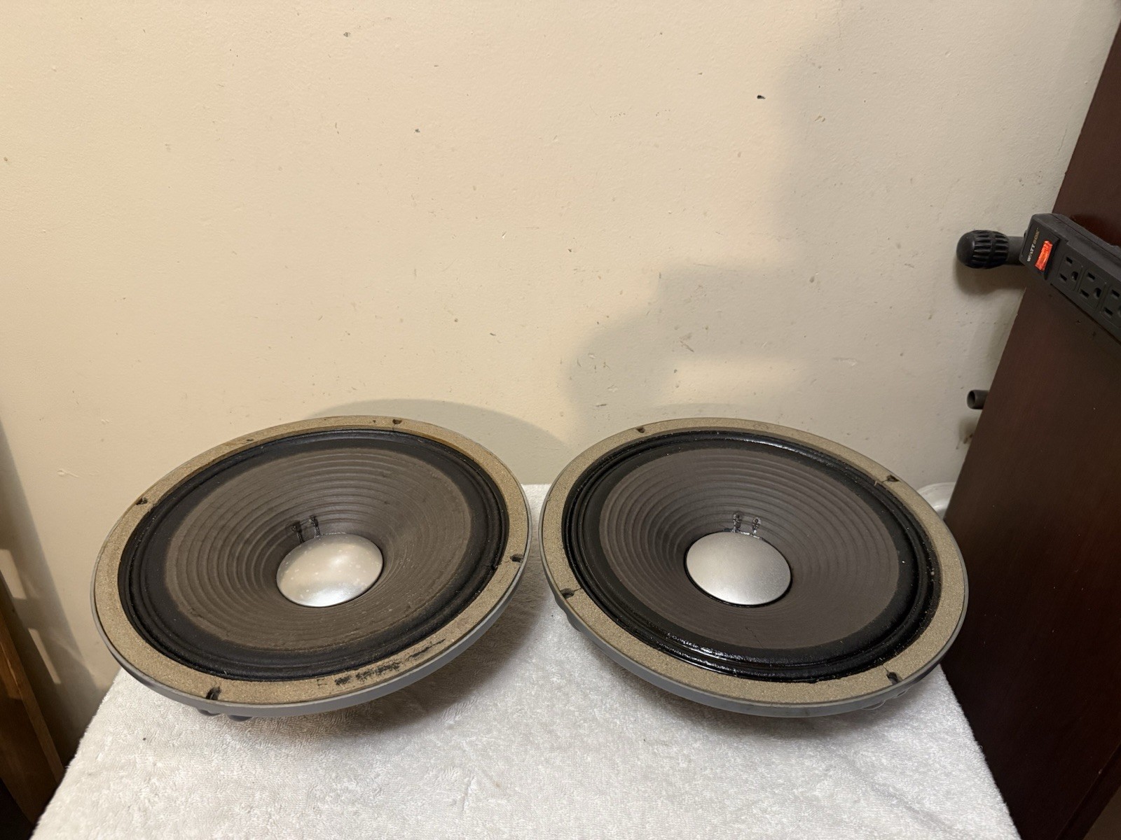 JBL D123 Speaker Woofer Set Of 2 Read The Description Before You Buy  For Repair