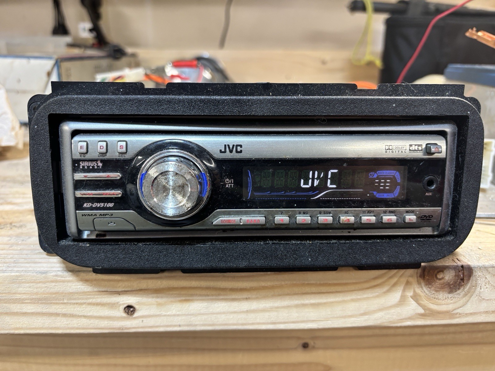 Tested  JVC KD-DV5100 DVD CD  Vintage Car Stereo With Remote & Removable Face