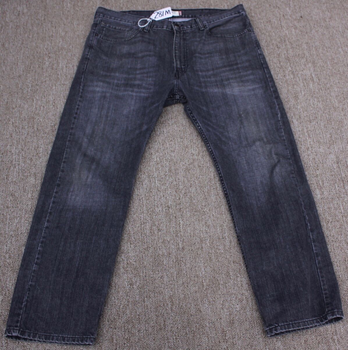 LEVI 505 STRAIGHT FIT Jean Pants for MEN- W38 X L30. TAG NO LEVI 505 STRAIGHT FIT Jean Pants for MEN- W38 X L30. TAG NO