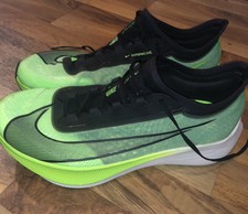 nike zoom fly 3 size 9