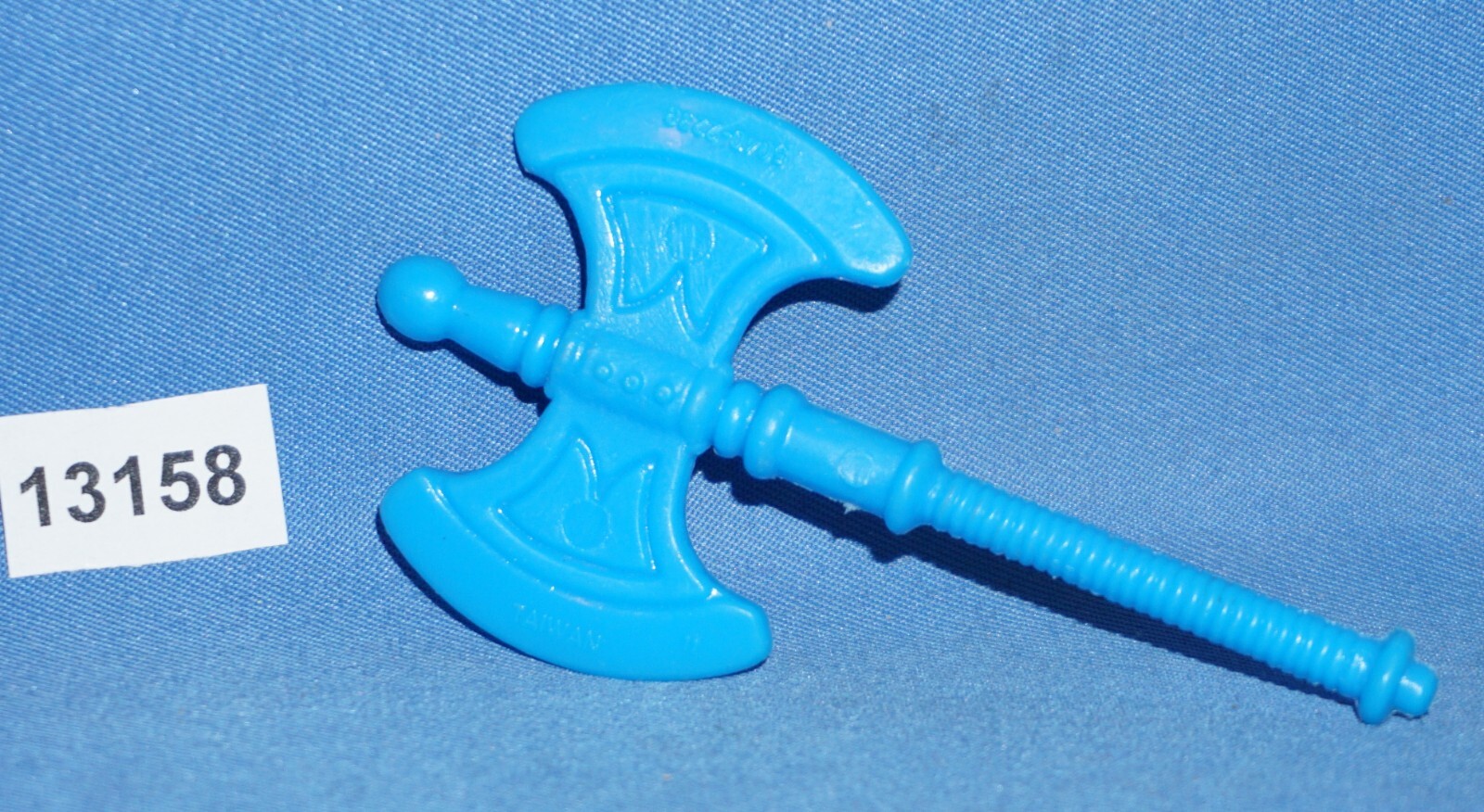 Vintage Masters of the Universe He-Man Blue Battle Axe Accessory #1 MOTU