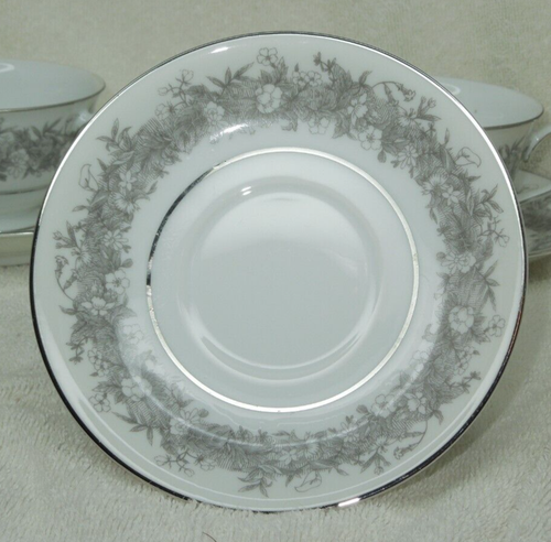 Vintage Sango China in the Florentine Pattern Lot of 4 Cups & 4 Saucers Nice! - Picture 12 of 14