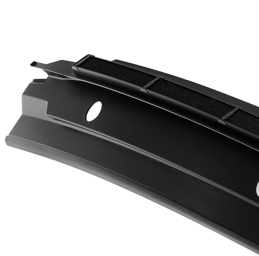 Land Rover Discovery 2 Windscreen Wiper Air Intake Plenum Scuttle Panel — image 3