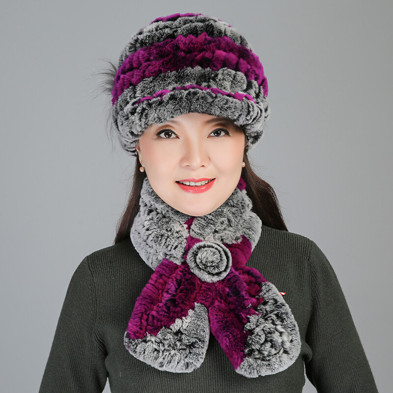 girls hat with scarf attached