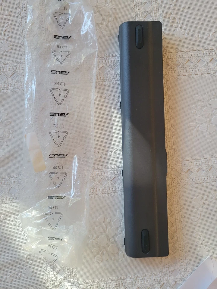 BATERÍA ASUS A42-M7-PW 14.4V 4400mAh 70-N9q1b1100, a42-m7, serie m7, z71, z7100 Foto 3 de 3