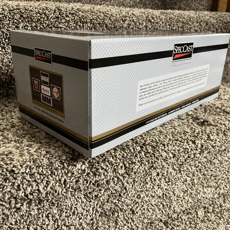 1/16 SpecCast Oliver 590 Manure Spreader Highly Detailed NEW!!! - Image 4 of 4