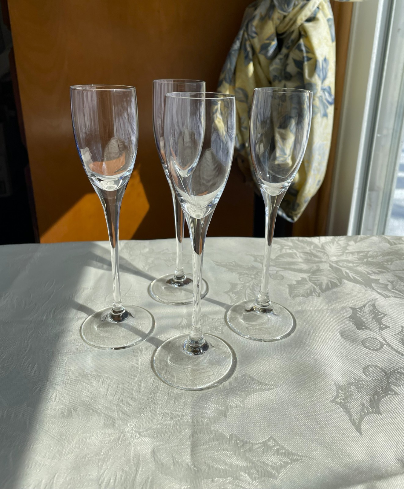 Set of 4 Crate & Barrel Slovakia Tall Stemmed 7” Crystal Cordial Liqueur Glasses