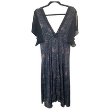 Halston Size XL Black Gray Pink Animal Print Deep V Flutter Sleeve Midi Dress