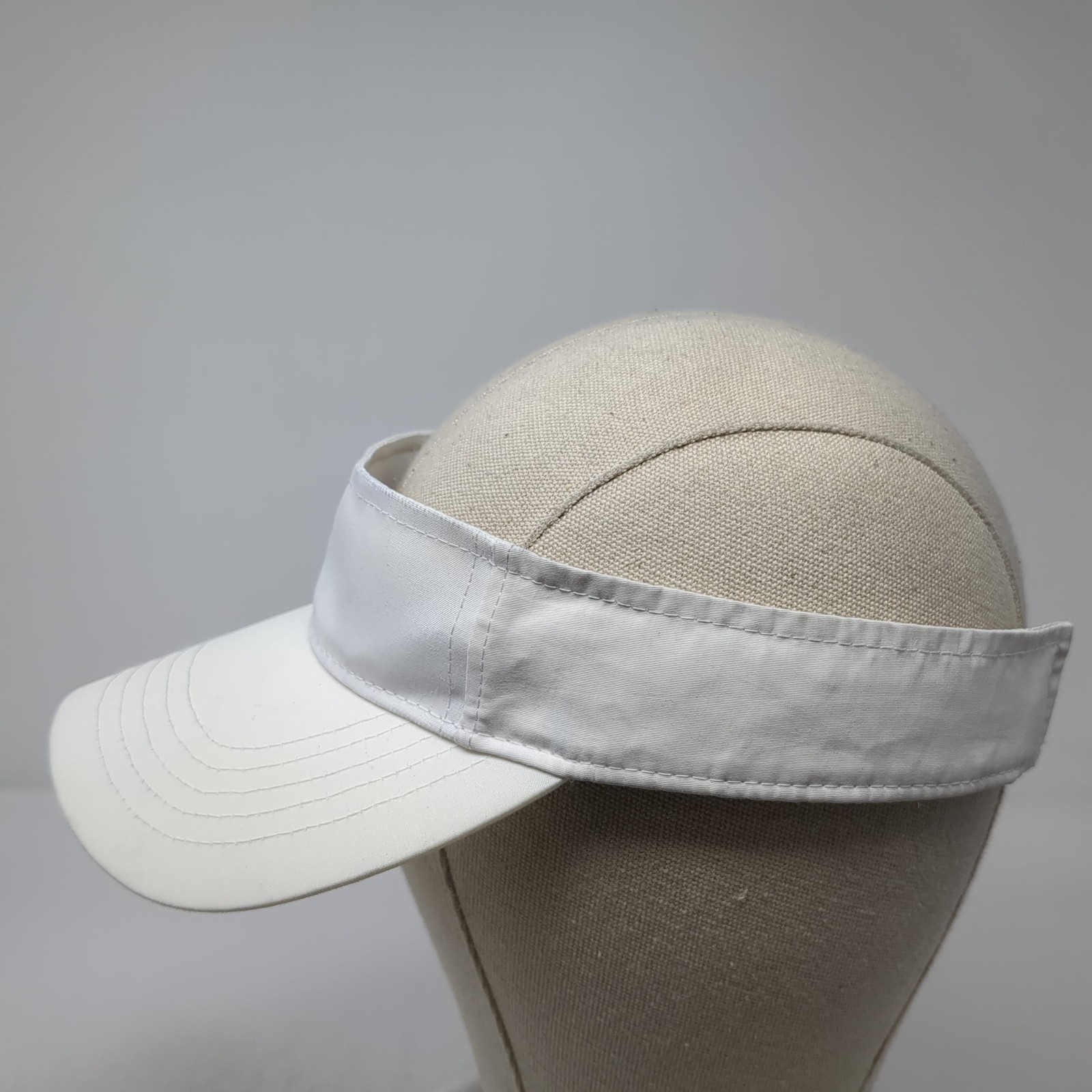 Gaiam Slideback Visor Hat Solid White One Size Ad… - image 3