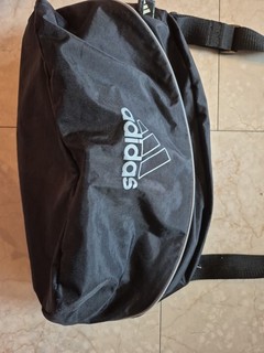 Adidas Kleine Sporttasche Umhängetasche Schwarz