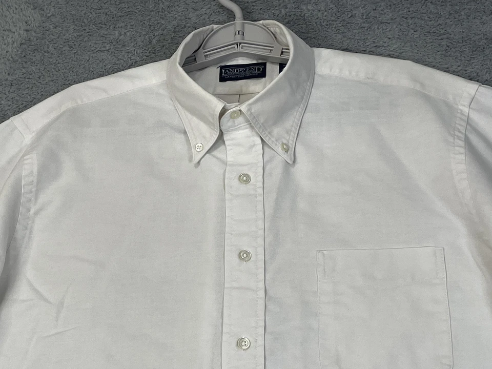 Camisa Oxford de Colección Lands' End para Hombres 17-33 Blanca Abotonada LS Bolsillo Hecha en EE. UU. Foto 3 de 4