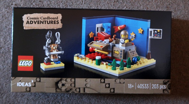 LEGO Ideas Cosmic Cardboard Adventures (40533) Brand New, Sealed