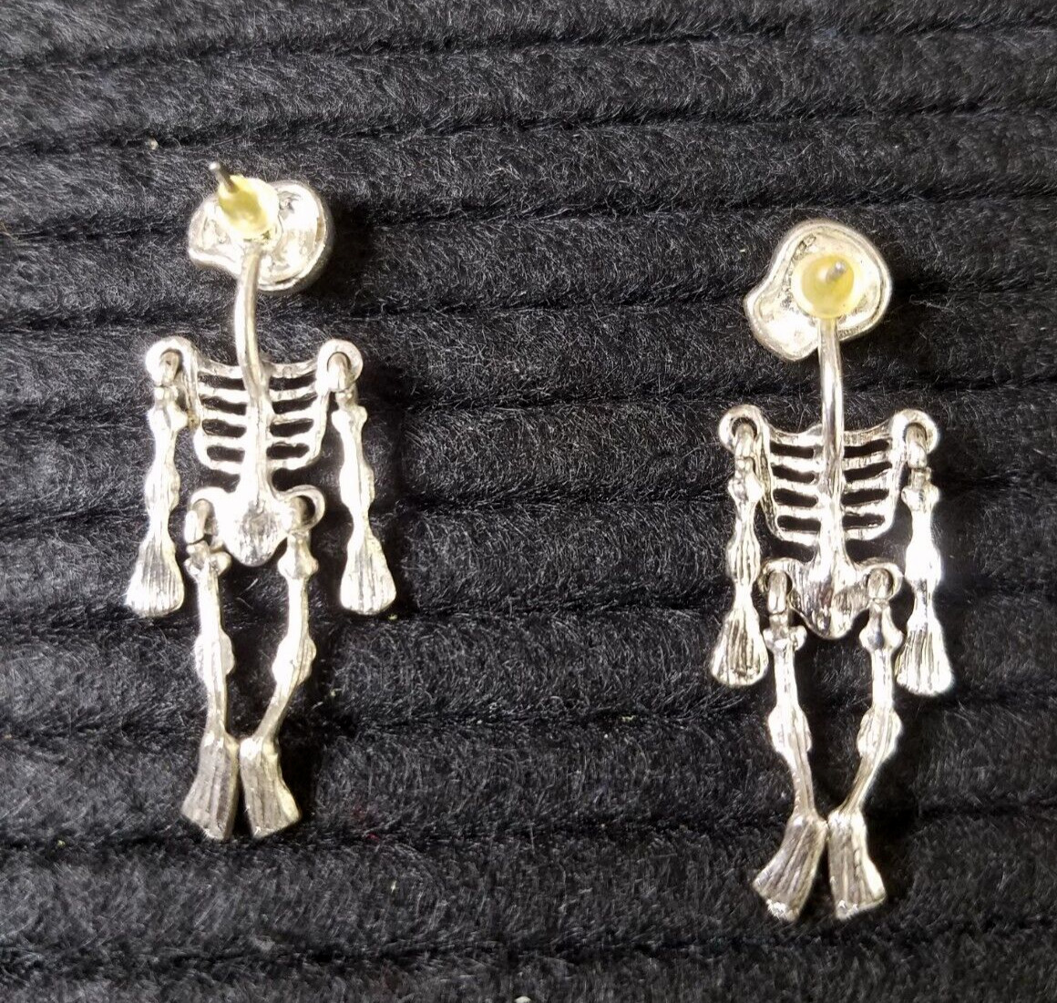 Moving Dangle Style Skeleton Pierced Earrings Sil… - image 2