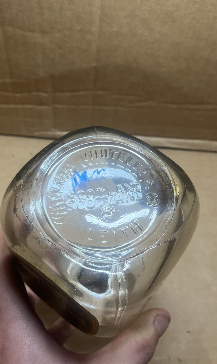 Vintage Kings Ransom Scotch Whiskey Bottle Round The World- EMPTY