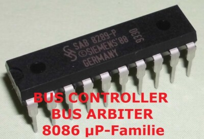 2 Stk. SAB8289-P :  Bus Controller/Bus Arbiter for 8086 µP-Family  von Siemens